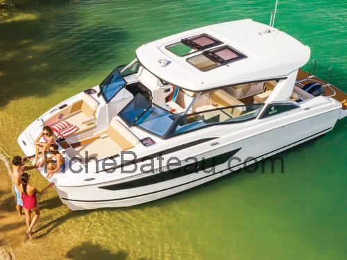 Aquila 32 Sport Power Catamaran fiche technique et avis